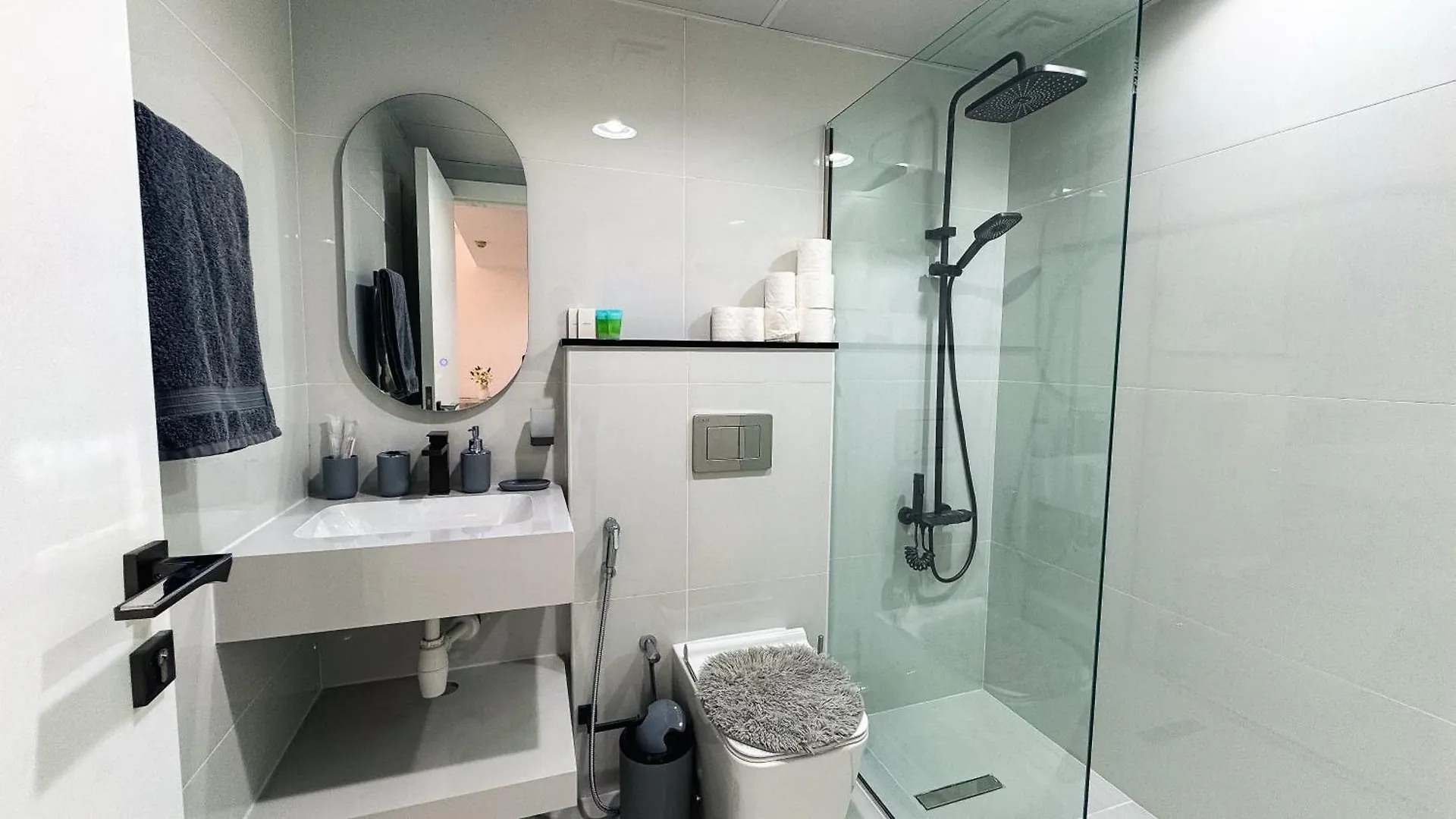 Dubai Marina Apartment 0*,